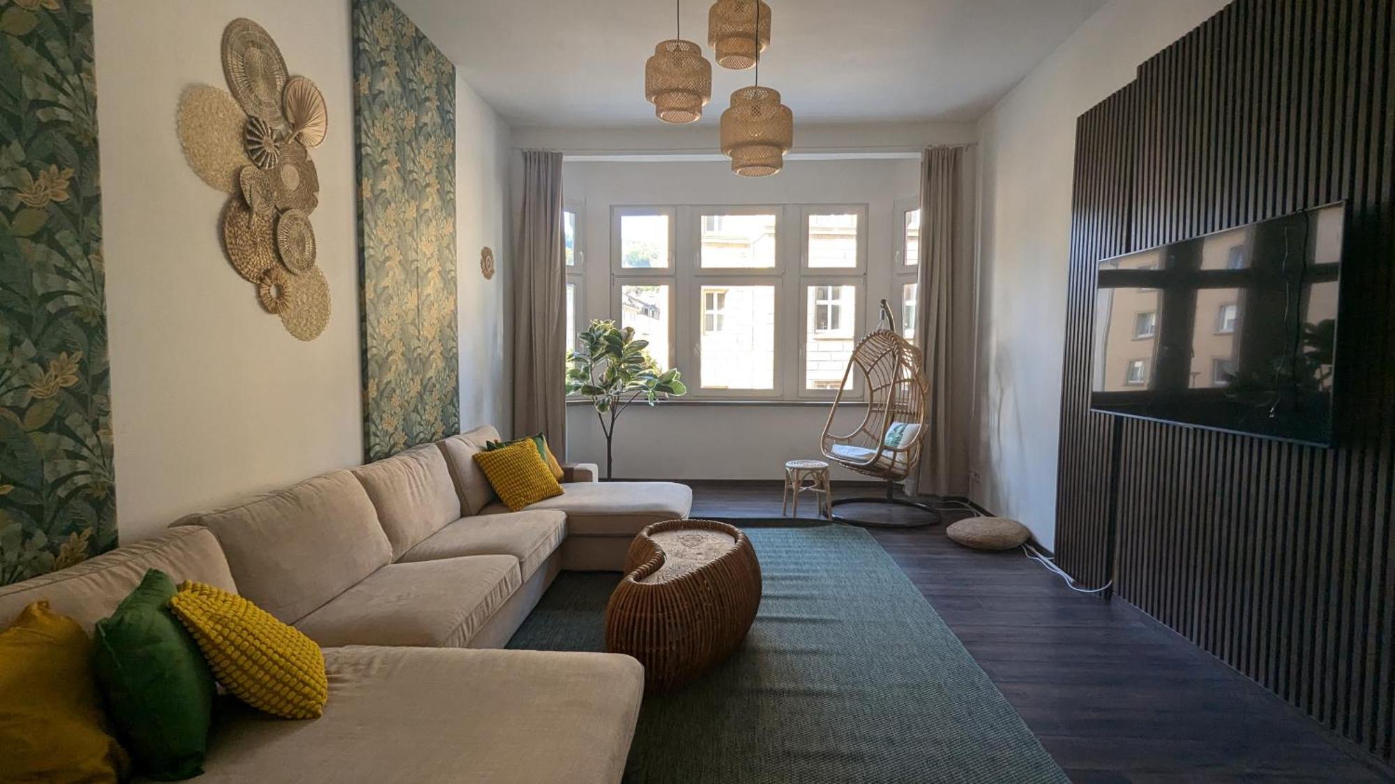 Imposante Whg - Zentral - Dachterrasse - Parken - Aufzug *